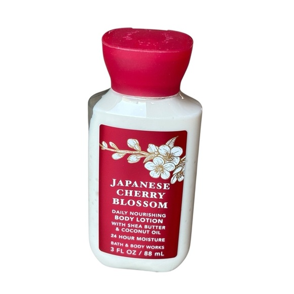Bath & Body Works Japanese Cherry Blossom Body Lotion 3 oz - Picture 3 of 4